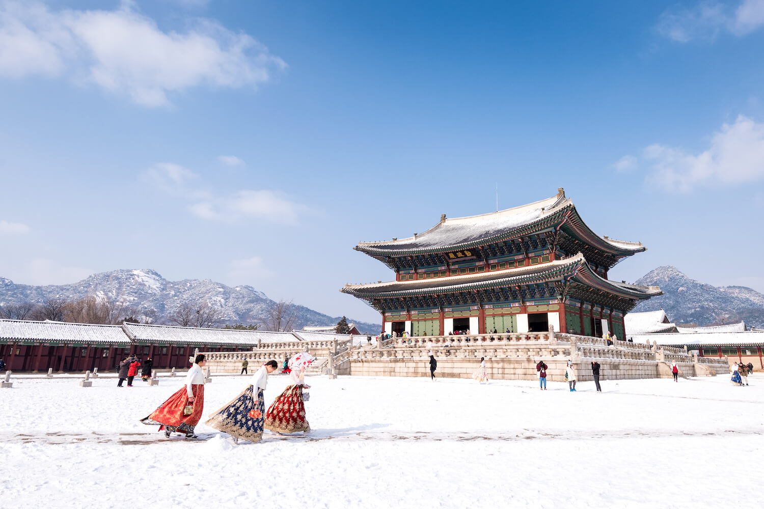 TOUR HÀN QUỐC TRƯỢT TUYẾT: SEOUL – LOTTE WORLD – NAMSAN – TRƯỢT TUYẾT – THƯ VIỆN STARFIELD